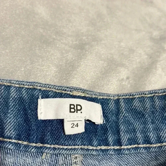 💛 NWTS BP High-Rise Shorts - Picture 2 of 5